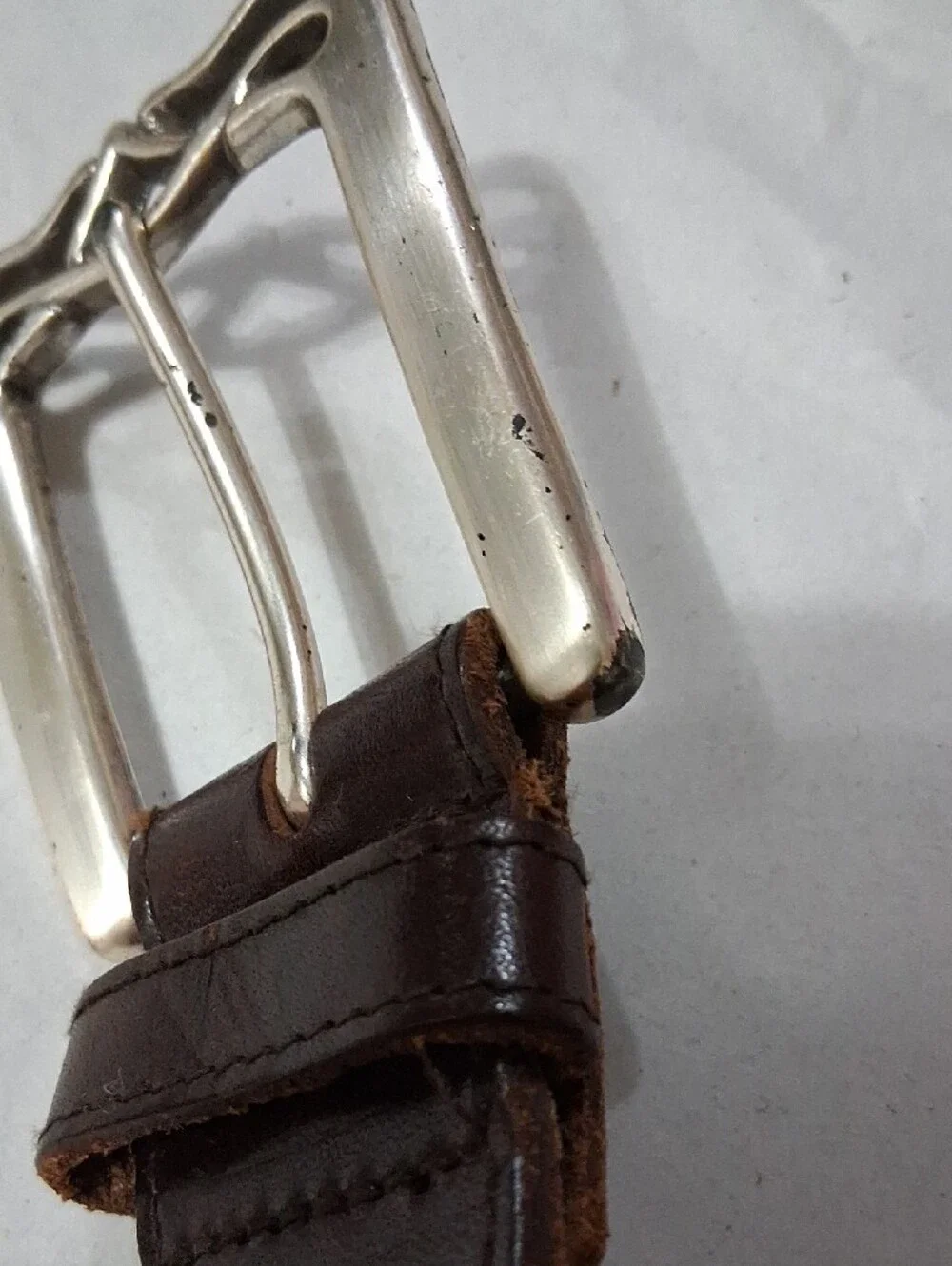 VINTAGE Fossil Brown Leather Women's Belt with Gold-Tone Ornate Buckle